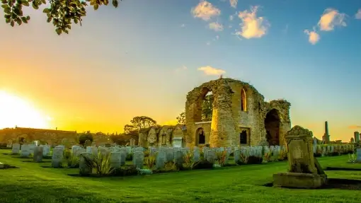 Visit Kinloss Abbey